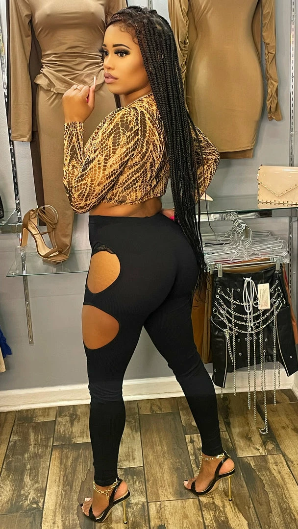 Head Over Heels: All In One Boutique Melanin Set- Black