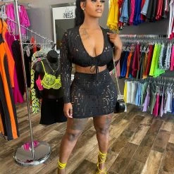 Head Over Heels: All In One Boutique Apparel Flaunt It Babe Set- Black