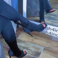 Head Over Heels: All In One Boutique Footwear Vikki Bootie- Black