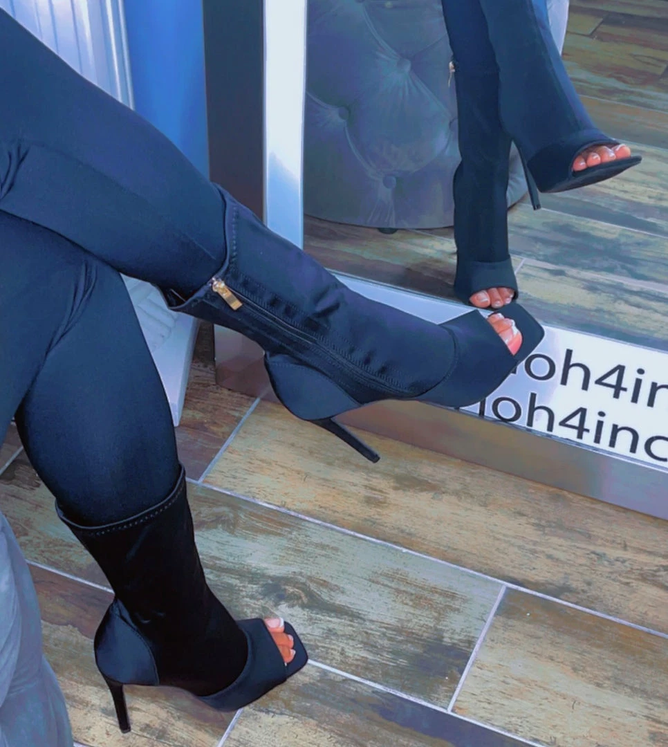 Head Over Heels: All In One Boutique Footwear Vikki Bootie- Black