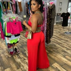 Head Over Heels: All In One Boutique Live In The Moment Set- Red