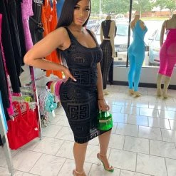 Head Over Heels: All In One Boutique Miss Velvet Dress- Black