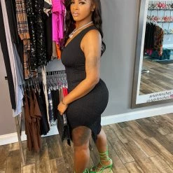 Head Over Heels: All In One Boutique Amber Dress- Black (One Size)